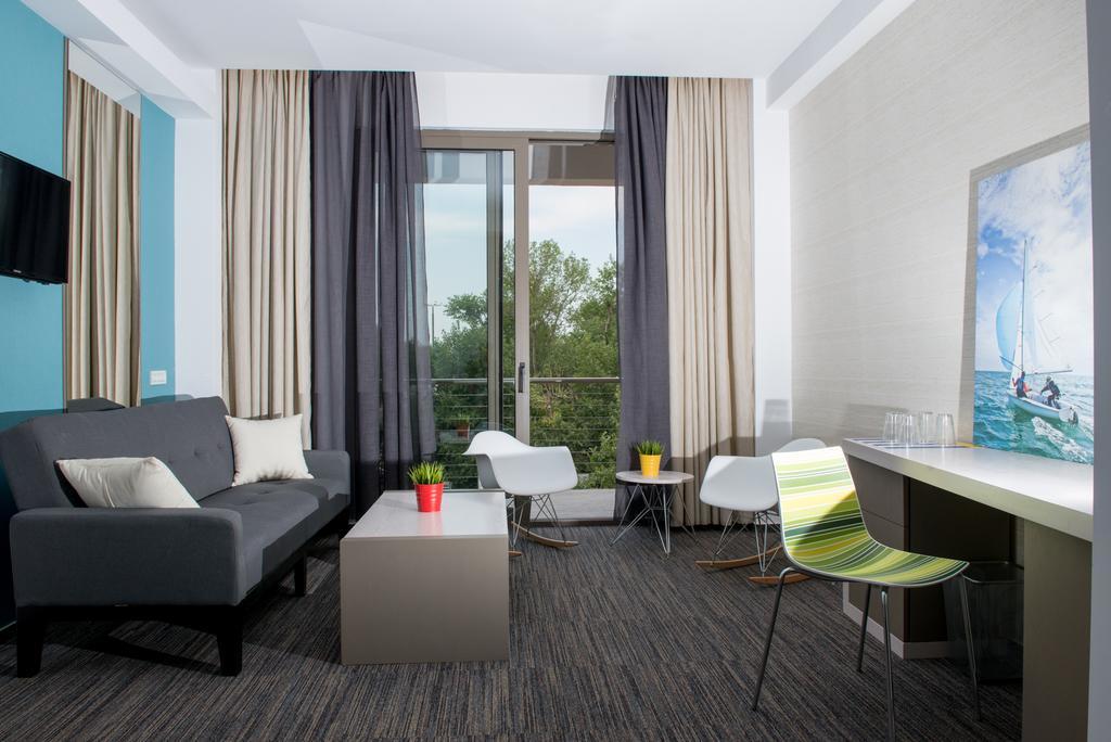Hotel On Plonge Junior Mamaja Zewnętrze zdjęcie